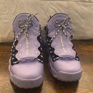Womens Nike Air More Money